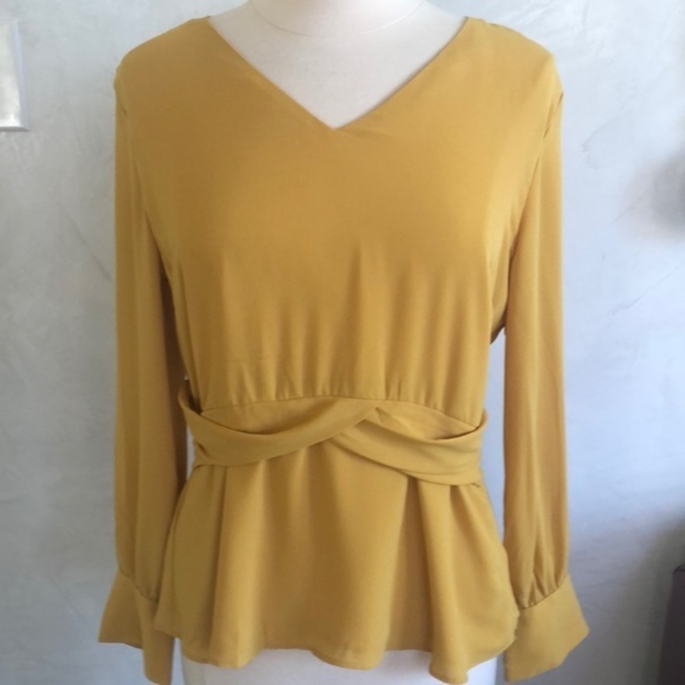 Ann Taylor Mustard Yellow V-neck blouse long sleeves large cuffs Size 10